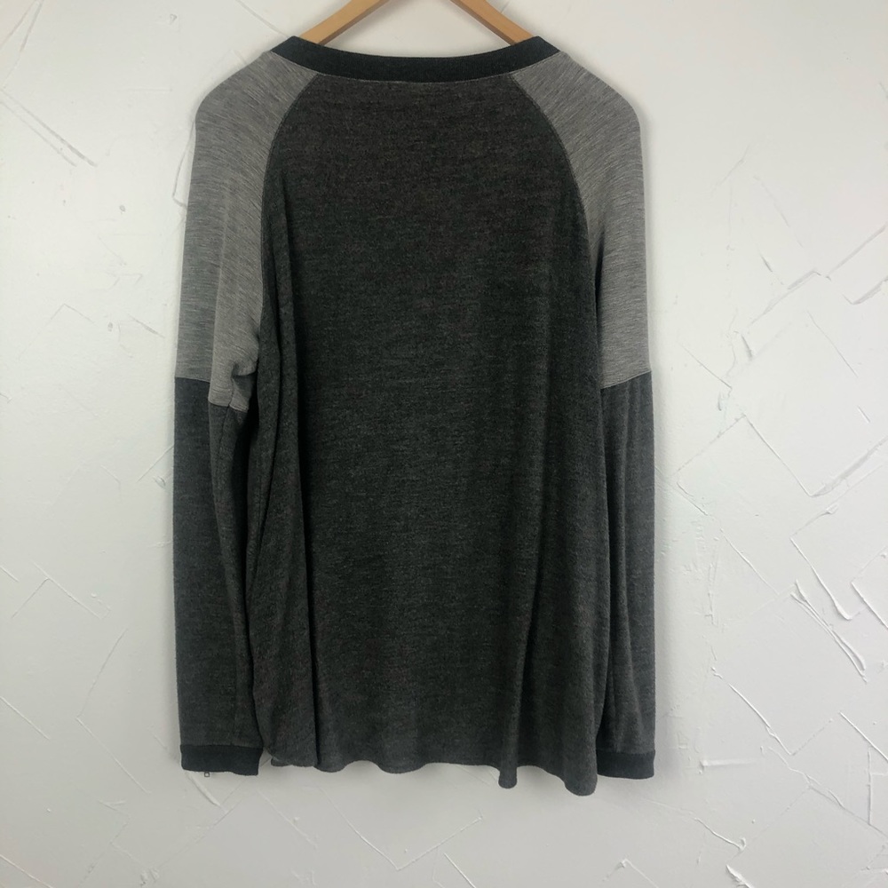 Elizabeth and James Alison Color Block Sweatshirt - Picture 7 of 7